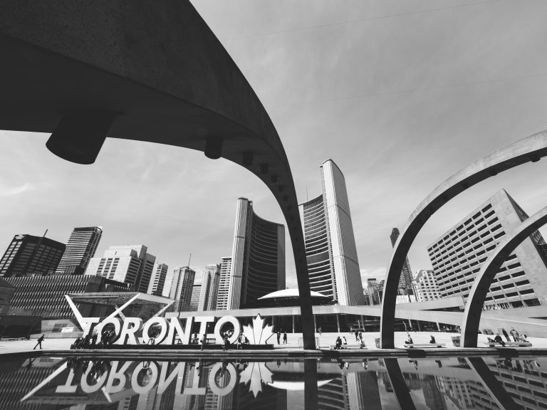 Toronto, Ontario, Canadá - Inmigración de empresarios de Ontario