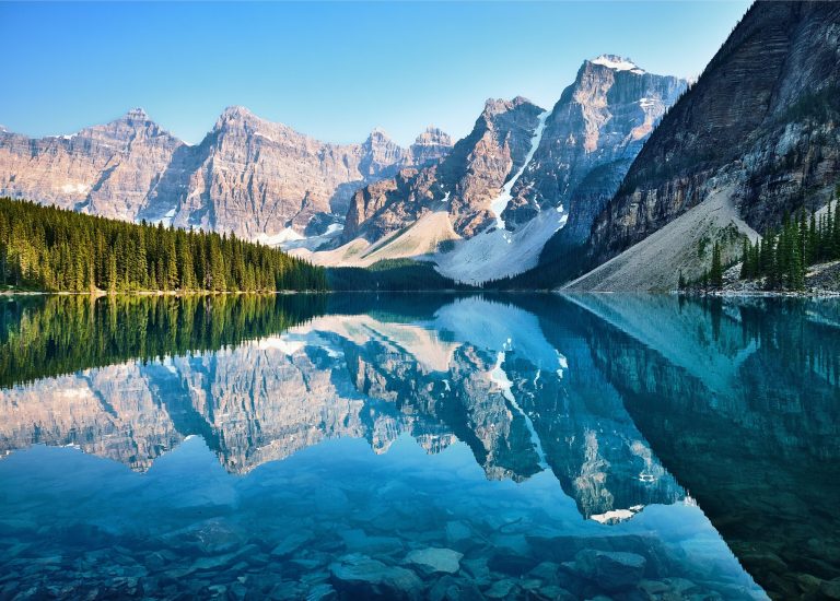 Get visa to Canada in an innovative, simplified visa process (Moraine Lake by John Lee on Unsplash)